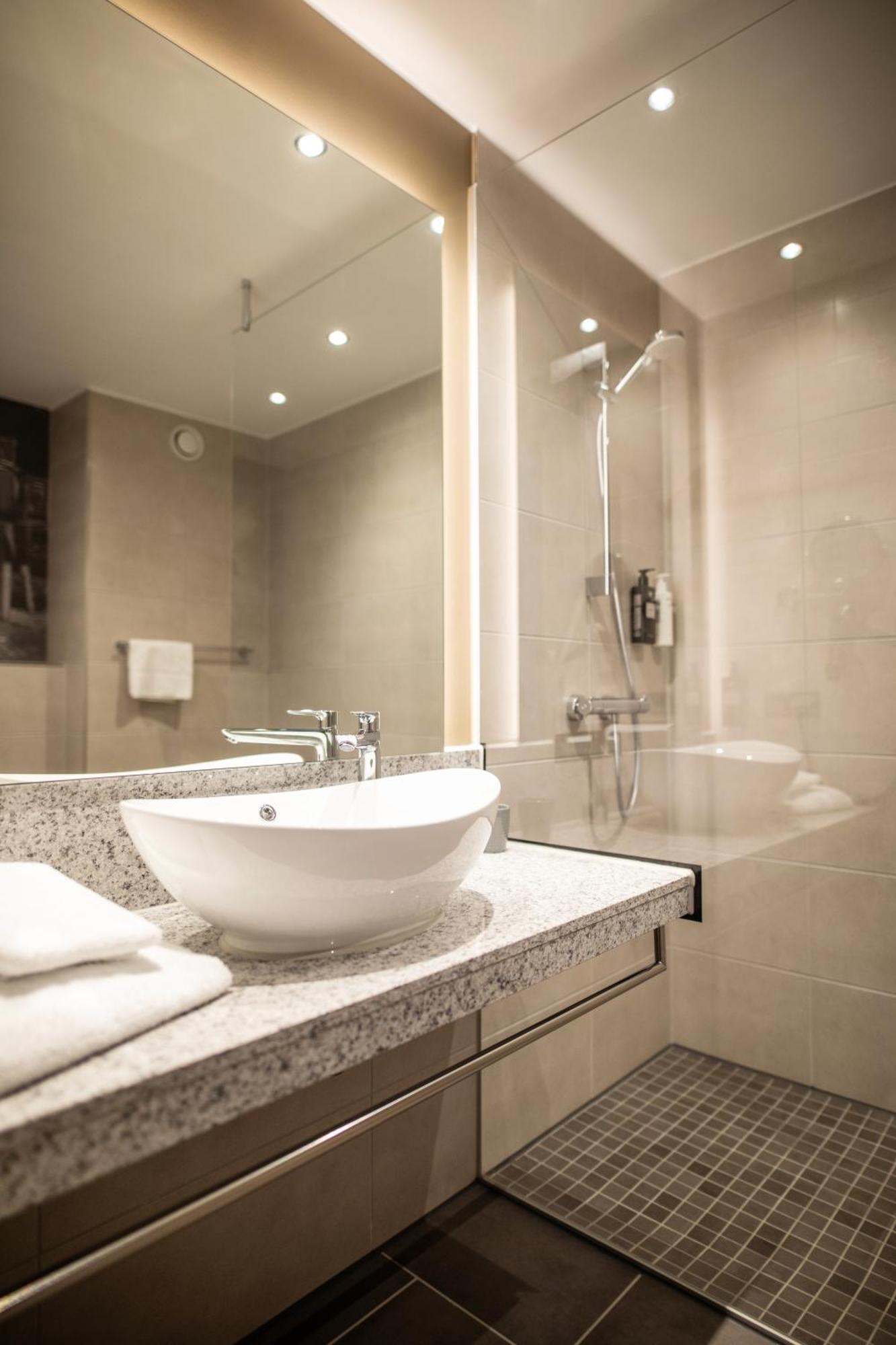Das Steinmueller Hotel Ґуммерсбах Екстер'єр фото